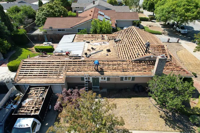 Build And Decor Construction Picture 4