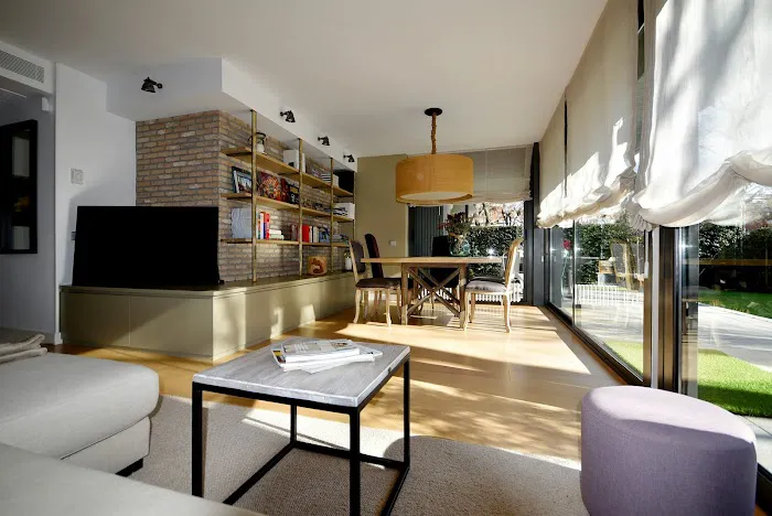 Build And Decor Construction Picture 6