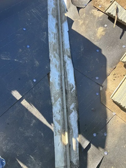 Over & Above Roofing LLC Picture 4