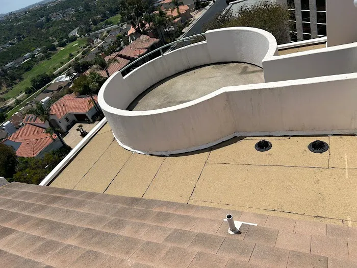 Over & Above Roofing LLC Picture 9