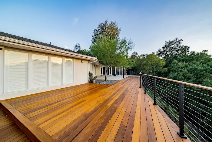 MG Construction & Decks Picture 7