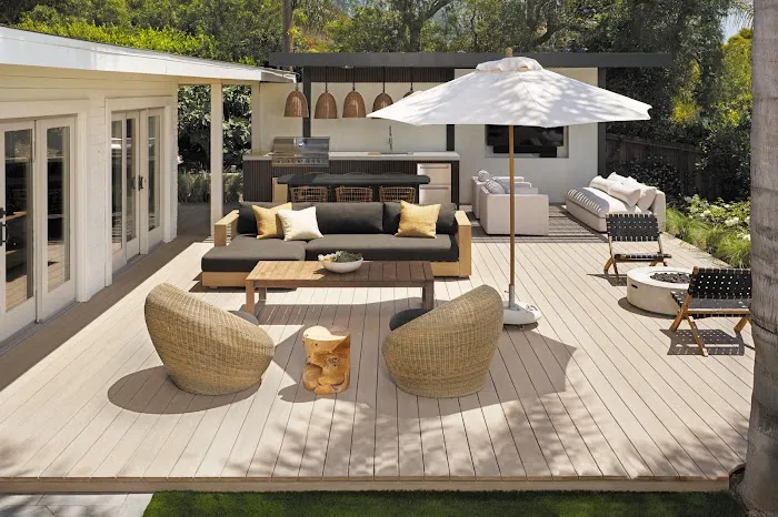 MG Construction & Decks Picture 5