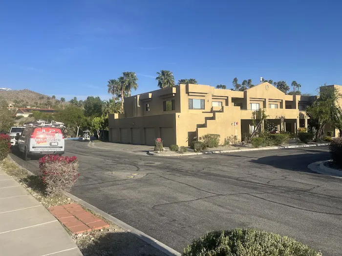 JOEY LANZA PAINTING INC Picture 2