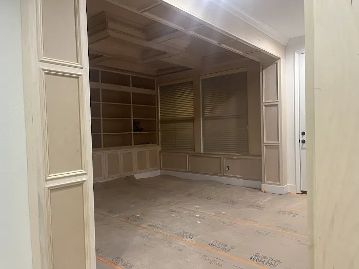 JOEY LANZA PAINTING INC Picture 7