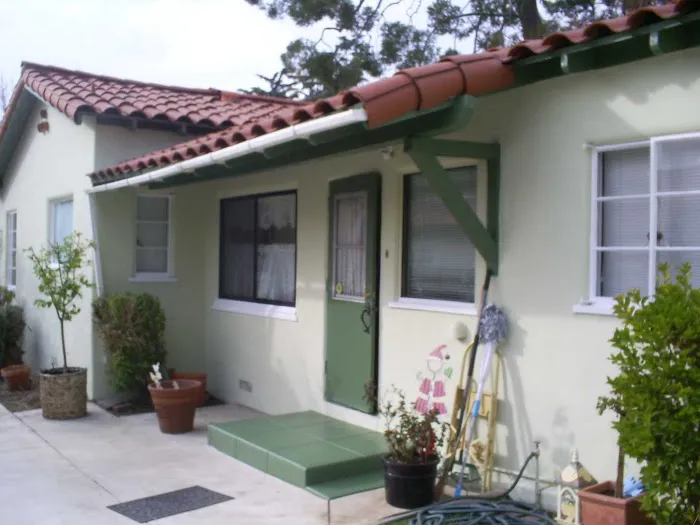 JOEY LANZA PAINTING INC Picture 8