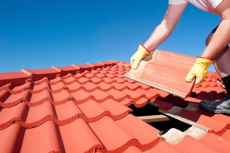 The Best Time of Year to Replace Your Roof: Expert Advice