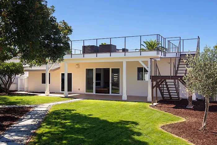 Gregory James Inc. Picture 3