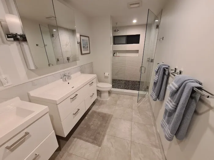 Modern Home Remodeling - General Contractor Picture 4
