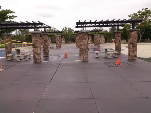 Medrano Co & Deck Coatings Picture 8