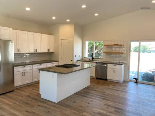 UNITED HOME REMODELING Picture 7