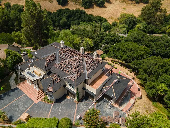 Calcom Roofing, Inc. Picture 2