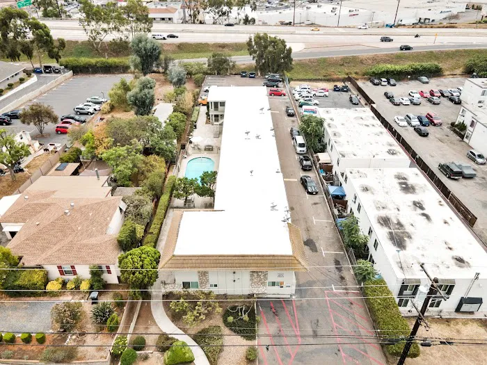 Calcom Roofing, Inc. Picture 5