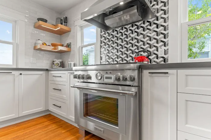 Lars Remodeling & Design Picture 8