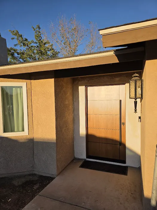 PROMINENT DOORS AND WINDOWS Picture 10