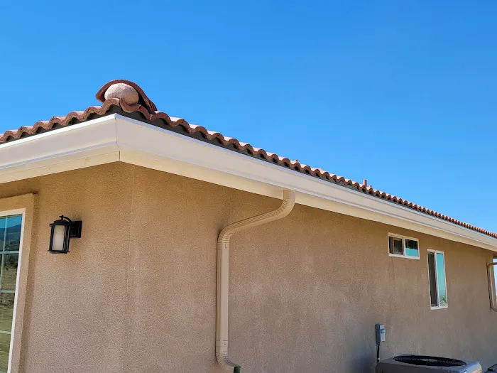 S.A Rain Gutter High Desert Picture 3
