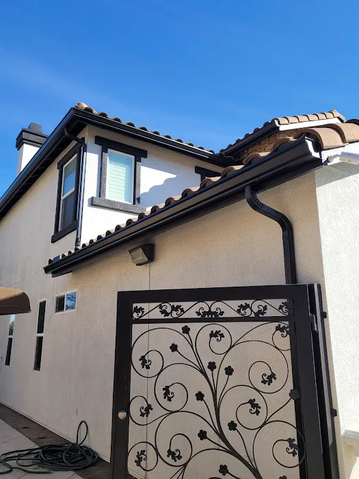 I.E Rain Gutter & Leaf Guard Installation Picture 1