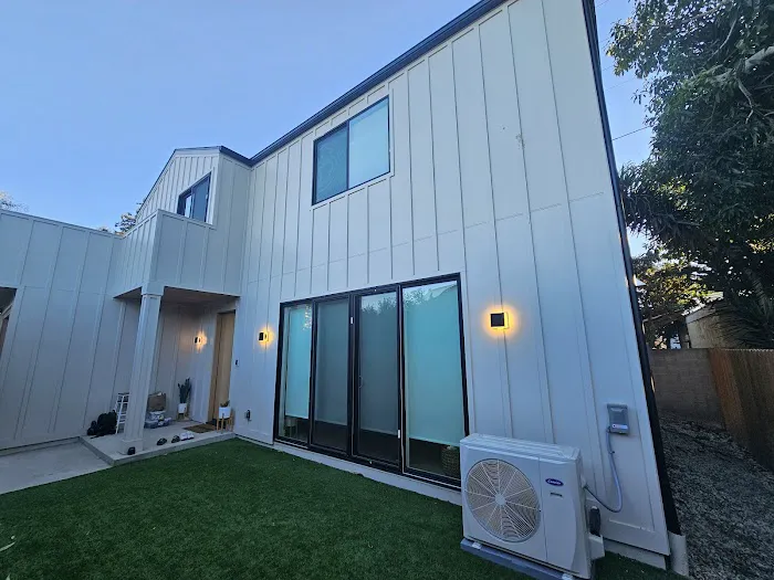 W J E SIDING INC Picture 4