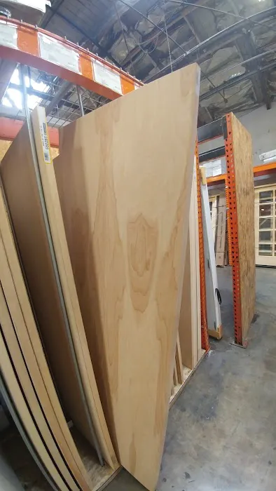 CONTRACTORS' WAREHOUSE Picture 5