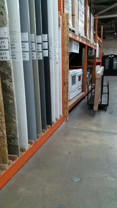CONTRACTORS' WAREHOUSE Picture 7