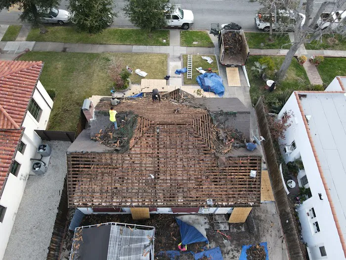 Rafael And Iris Roofing Picture 7