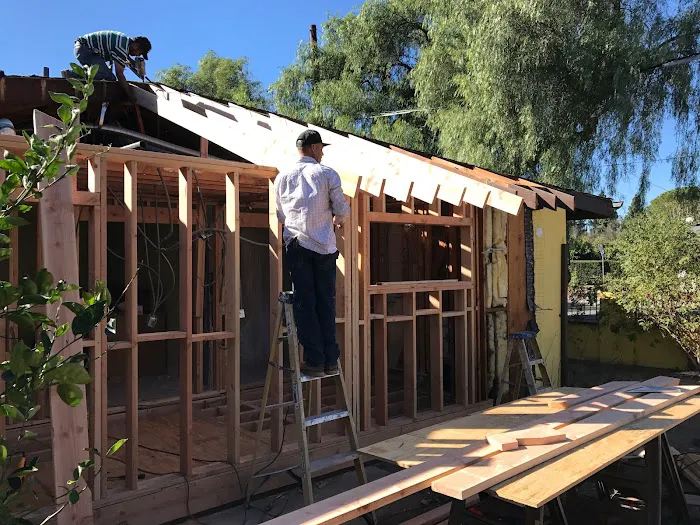 Four Seasons Builders Picture 10