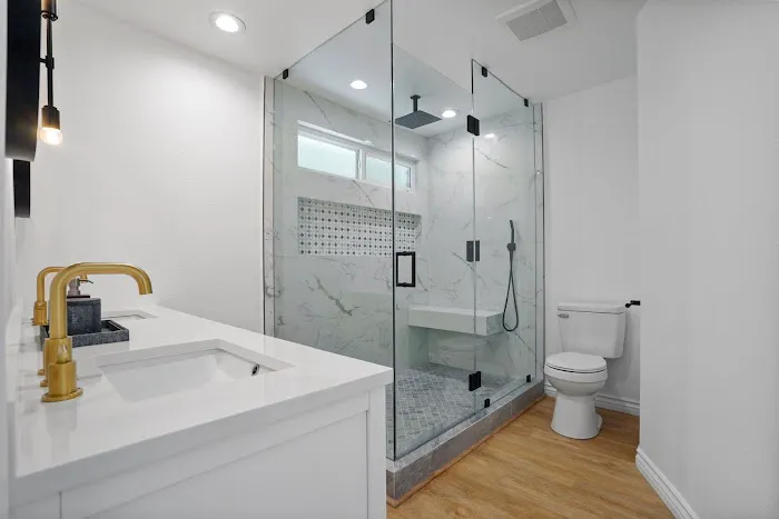 Ivy Builders Remodeling, Kitchen & Bathroom Remodeling Picture 3