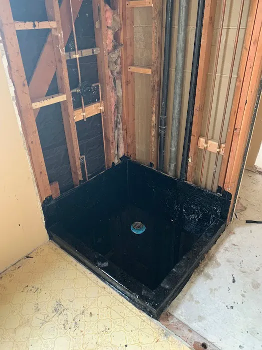 Ivy Builders Remodeling, Kitchen & Bathroom Remodeling Picture 7