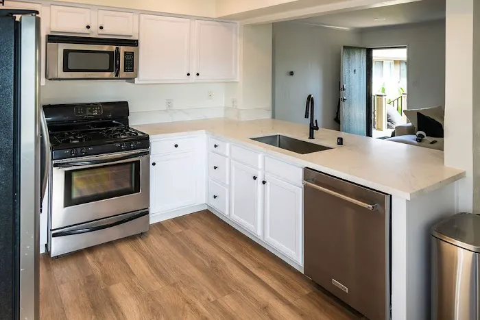 In N Out Builders & Home Remodeling Picture 8