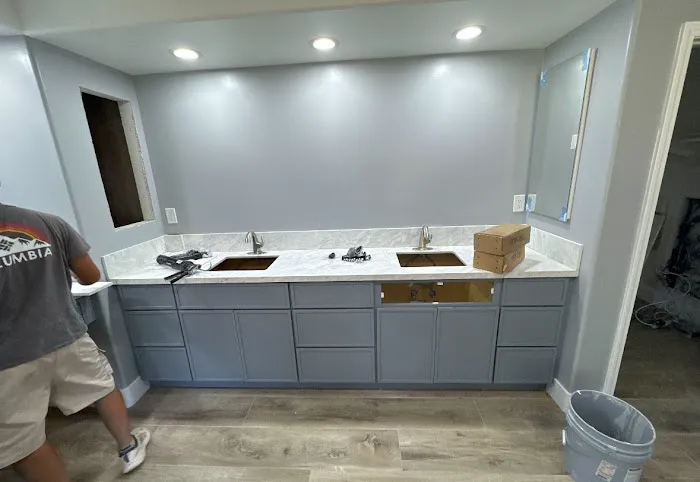 D & L Builders Picture 5