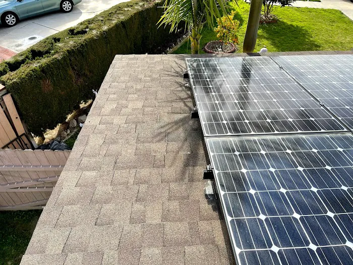 H roof repair Picture 7