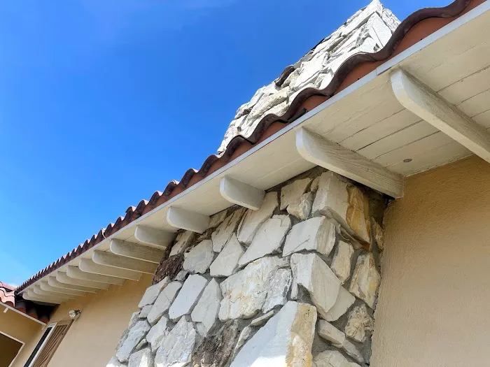 H roof repair Picture 6