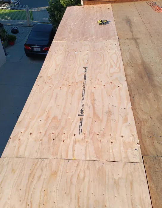 Shingle Guard Roofs. Picture 3