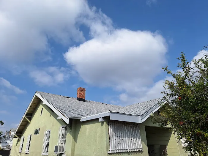 Universal Roofing & Construction Inc. Picture 1