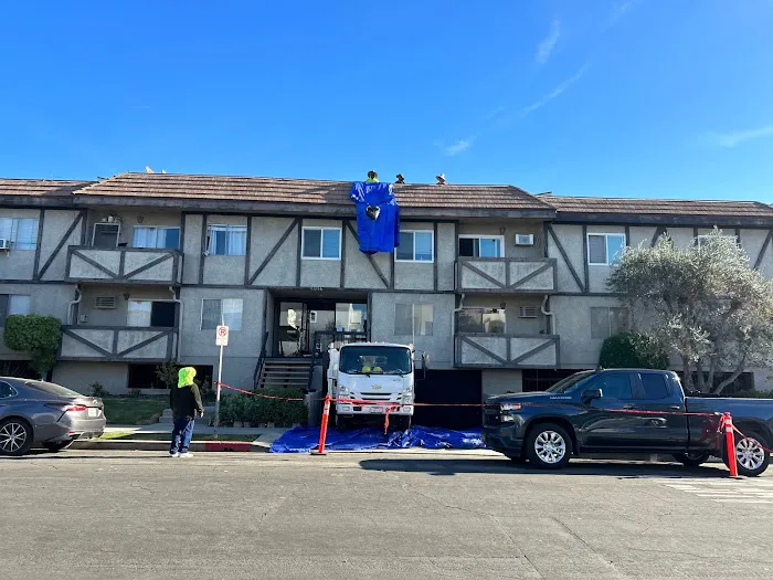 STR8 ABOVE ROOFING Picture 10