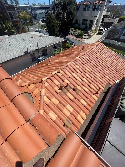 Fernandez Roofing Corp Picture 4