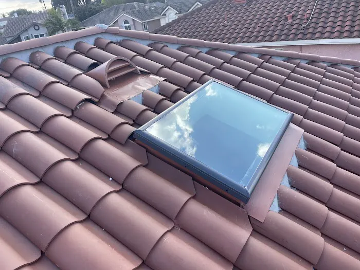 JMT ROOFING INC Picture 2