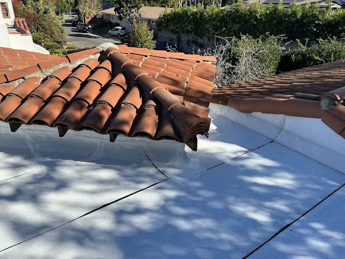 JMT ROOFING INC Picture 4