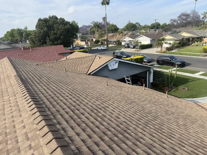 Luis Mendoza Roofing Picture 2