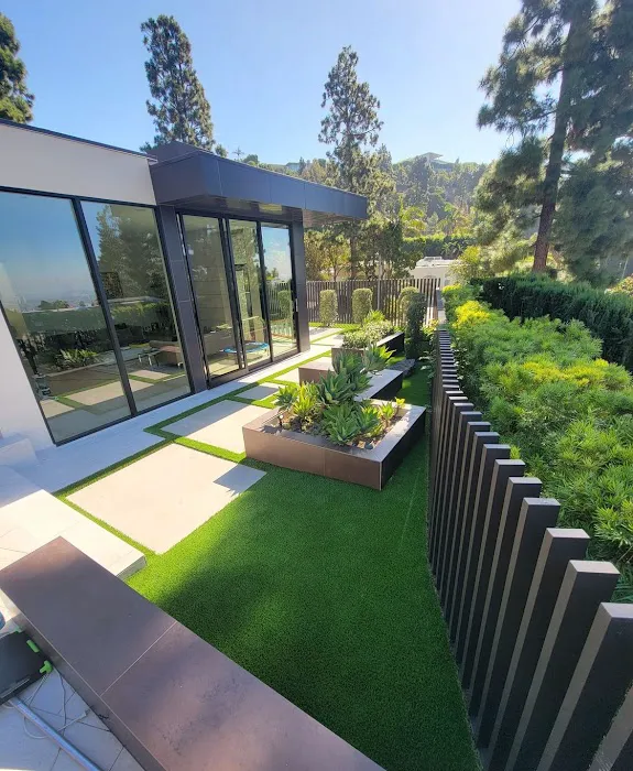 Amor construction Picture 3