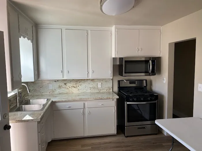 Franklin Custom Finish Picture 1