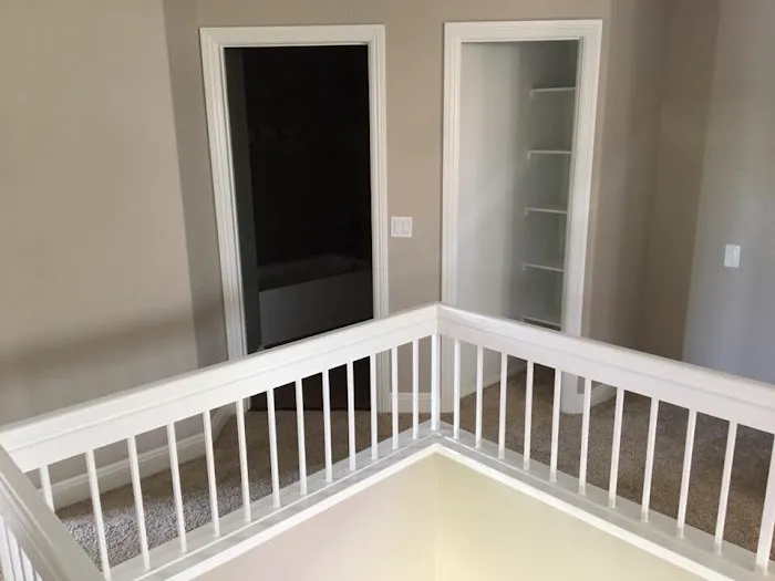 Franklin Custom Finish Picture 3