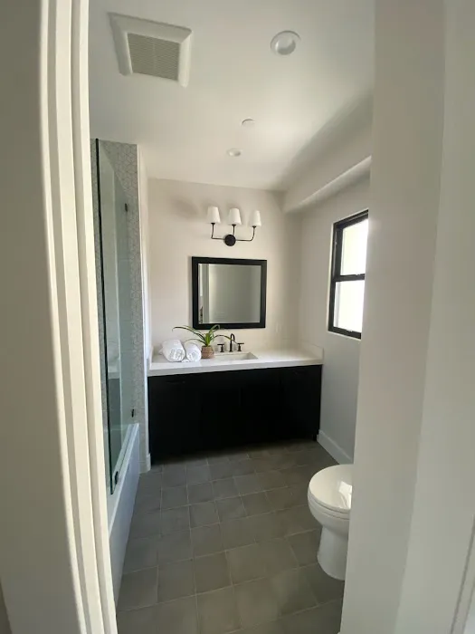 Franklin Custom Finish Picture 8