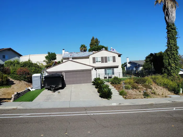 EZ Solar & Roofing Picture 6