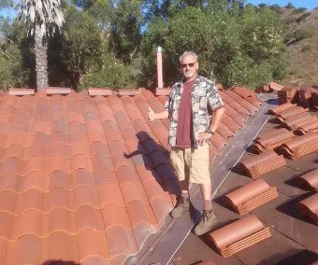 A DUIN-IT Roofing & Construction