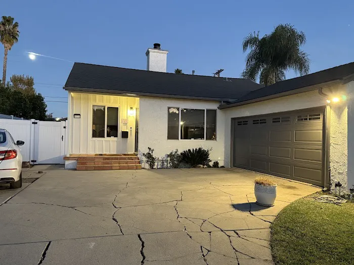 CertaPro Painters of Northridge - Granada Hills, CA Picture 7