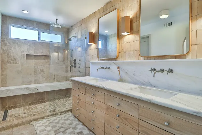 Aria Pro Buliders Picture 4