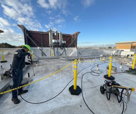 MARIA & OSCAR ROOFING LLC