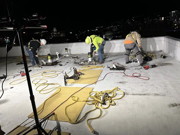 MARIA & OSCAR ROOFING LLC Picture 9