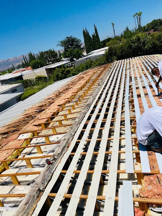 BH Roofing & Development Picture 8