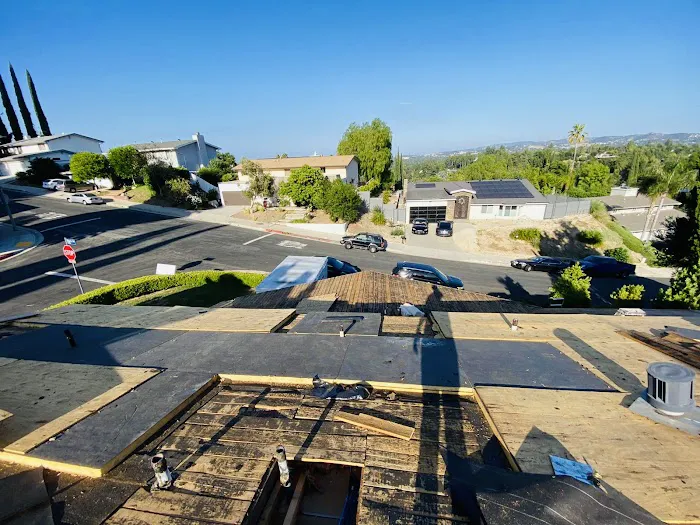 BH Roofing & Development Picture 9